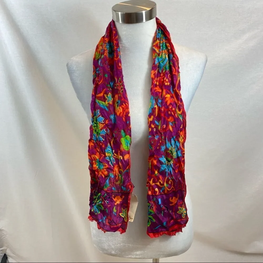 Brand New With Tags Vintage Oscar‎ de la Renta Vibrant Silk Scarf   11”x53”